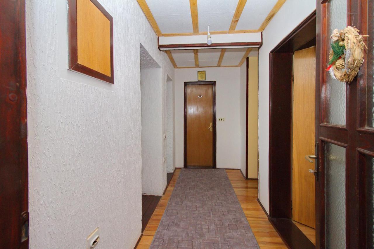 Smestaj Kod Nine I Matije Cajetina  Exterior photo